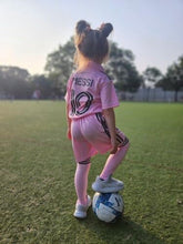 Load image into Gallery viewer, Miami Me_s_s_i Jersey For Kids Kids Soccer Jersey Youth for Boys Girls Soccer Shirts Jerseys No.10 Youth Football Jersey Kids Soccer Set Black Pink Blue white jersey for Kids (Pink- Miami)