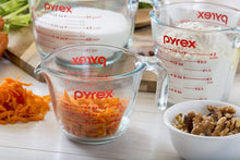 Load image into Gallery viewer, Pyrex 3 Piece Glass Measuring Cup Set, Includes 1-Cup, 2-Cup, and 4-Cup Tempered Glass Liquid Measuring Cups, Dishwasher, Freezer, Microwave, and Preheated Oven Safe, Essential Kitchen Tools