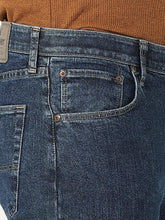 Load image into Gallery viewer, Wrangler Authentics Men&#39;s Regular Fit Comfort Flex Waist Jean