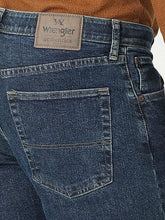 Load image into Gallery viewer, Wrangler Authentics Men&#39;s Regular Fit Comfort Flex Waist Jean